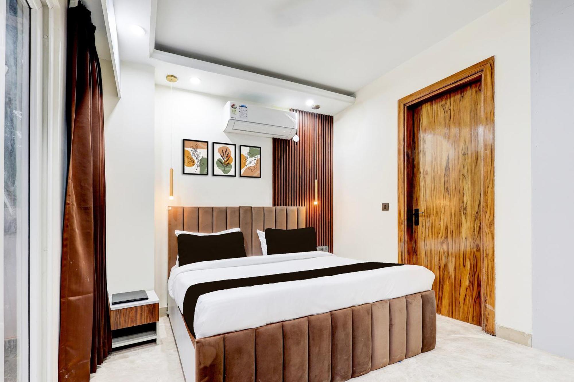 Super Hotel O Sector 43 غورغاون المظهر الخارجي الصورة